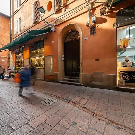Apartamento 3 Minutes From Piazza Maggiore Historical Flat Bolonia